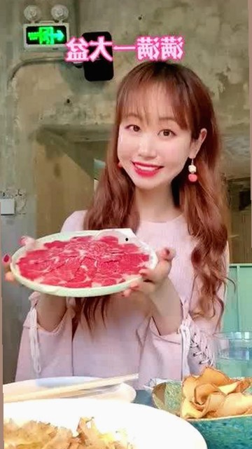 许凯微博引发热议，娱乐圈幕后故事再成焦点